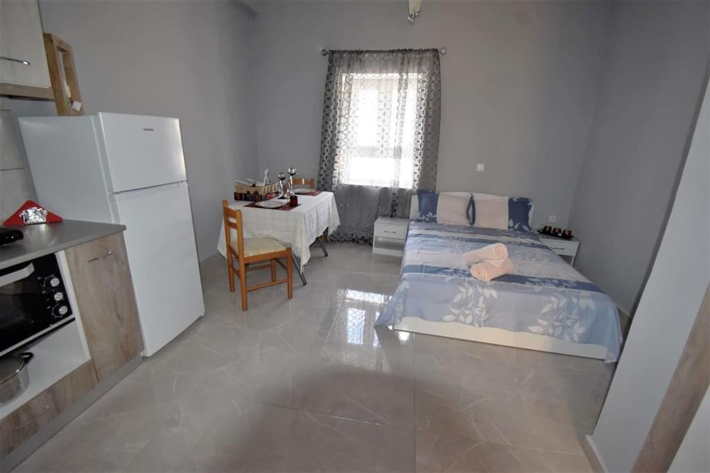 Villa Moshovia Studio Κάρπαθος Στο Κέντρο Και Ήσυχα Exterior foto